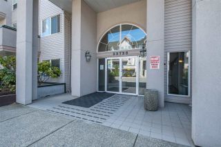 Photo 2: 211 33728 KING Road in Abbotsford: Central Abbotsford Condo for sale in "College Park Place" : MLS®# R2486380