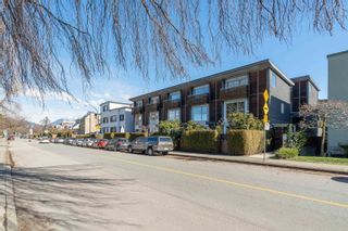Photo 2: 1460 ARBUTUS Street in Vancouver: Kitsilano Townhouse for sale in "The Point on Kits" (Vancouver West)  : MLS®# R2760939