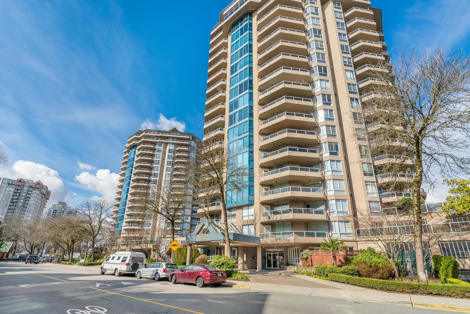 Main Photo: 1702 1235 QUAYSIDE Drive in New Westminster: Quay Condo for sale in "RIVIERA" : MLS®# R2667641
