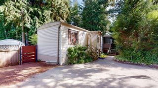 Photo 3: 5600 WAKEFIELD Road in Sechelt: Sechelt District Manufactured Home for sale (Sunshine Coast)  : MLS®# R2840888