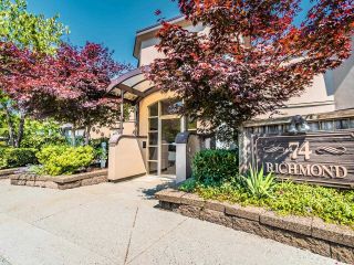 Photo 1: 502 74 RICHMOND Street in New Westminster: Fraserview NW Condo for sale in "Governor's Court" : MLS®# R2598175