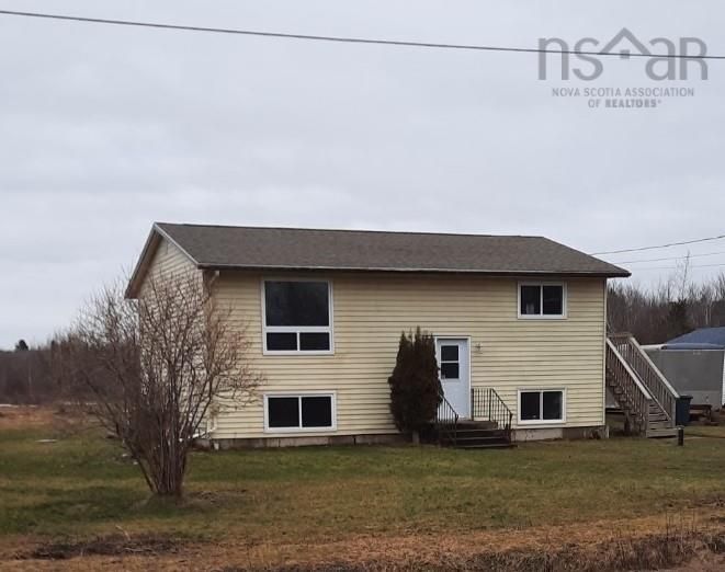 Main Photo: 9068 Highway 201 in Nictaux: Annapolis County Residential for sale (Annapolis Valley)  : MLS®# 202302410