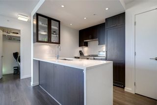 Photo 5: 2202 5665 BOUNDARY Road in Vancouver: Collingwood VE Condo for sale (Vancouver East)  : MLS®# R2681381