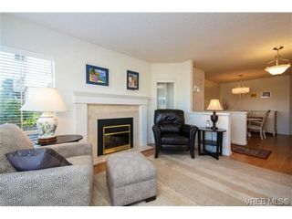 Photo 5: 503 6880 Wallace Dr in BRENTWOOD BAY: CS Brentwood Bay Row/Townhouse for sale (Central Saanich)  : MLS®# 686776
