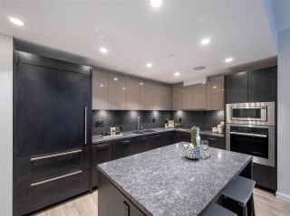 Photo 4: 405 788 ARTHUR ERICKSON Place in West Vancouver: Park Royal Condo for sale in "Evelyn" : MLS®# R2832500