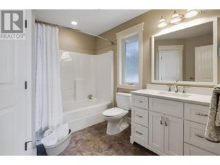 Photo 22: 561 Moody Crescent Okanagan North: Okanagan Shuswap Real Estate Listing: MLS®# 10305600