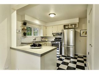 Photo 10: 438 E 17TH ST in North Vancouver: Central Lonsdale House for sale : MLS®# V1102876