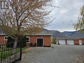 Main Photo: 2234 Newton Road in Cawston: Agriculture for sale : MLS®# 10309038