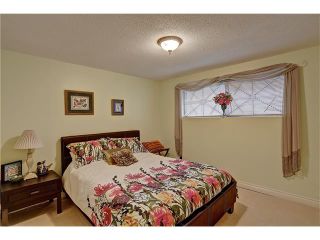 Photo 16: 824 CANFIELD Way SW in Calgary: Canyon Meadows House for sale : MLS®# C4037689