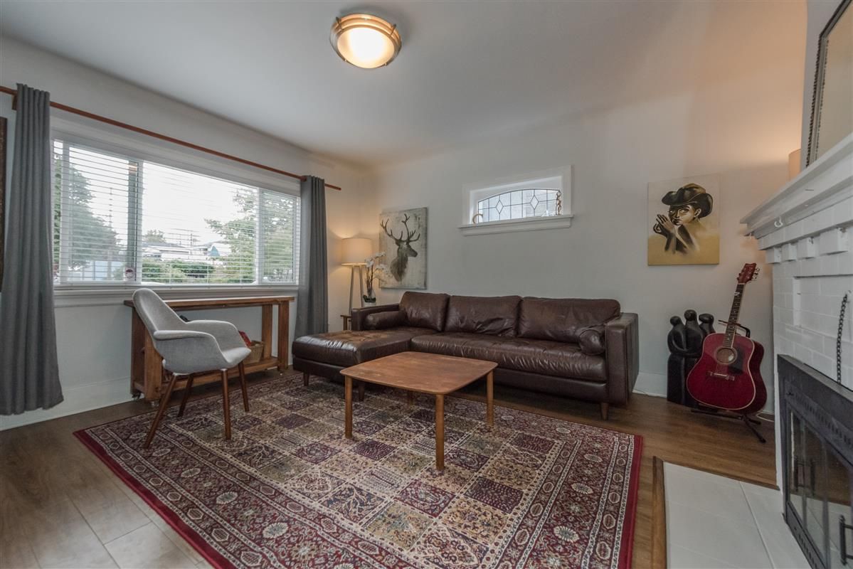 Main Photo: 2225 E 27TH AVENUE in Vancouver: Victoria VE House for sale (Vancouver East)  : MLS®# R2206387