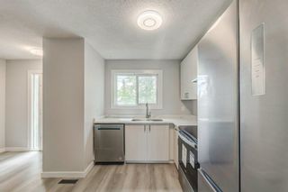 Photo 6: 67 251 90 Avenue SE in Calgary: Acadia Row/Townhouse for sale : MLS®# A2053236