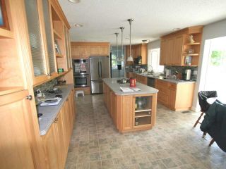 Photo 3: 805 GLENACRE ROAD in : McLure/Vinsula House for sale (Kamloops)  : MLS®# 141126