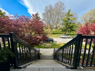Photo 3: 326 62ND AVE W in Vancouver: Marpole Townhouse for sale (Vancouver West)  : MLS®# R2880192