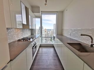 Photo 2: 2906 1283 HOWE Street in Vancouver: Downtown VW Condo for sale (Vancouver West)  : MLS®# R2869997