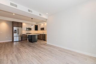 Photo 13: 201 950 Whirlaway Cres in Langford: La Florence Lake Condo for sale : MLS®# 896214