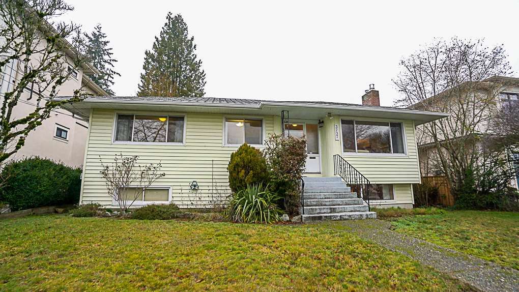 Main Photo: 3737 SOUTHWOOD Street in Burnaby: Suncrest House for sale (Burnaby South)  : MLS®# R2368984