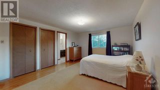 Photo 15: 58 NORTHPARK DRIVE in Ottawa: House for sale : MLS®# 1381972