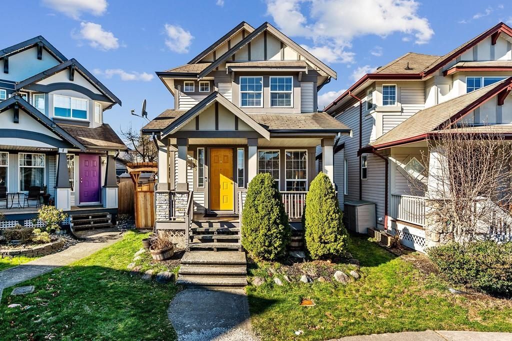 Main Photo: 6653 184A Street in Surrey: Cloverdale BC House for sale in "Heartland" (Cloverdale)  : MLS®# R2655630