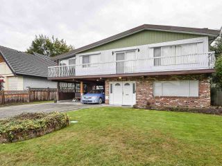 Photo 1: 10340 REYNOLDS Drive in Richmond: Woodwards House for sale : MLS®# R2407363