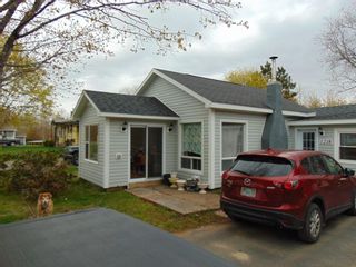 Photo 1: 1218 FOSTER Street in Waterville: 404-Kings County Residential for sale (Annapolis Valley)  : MLS®# 202101255