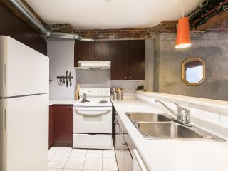 Photo 10: B1 518 BEATTY Street in Vancouver: Downtown VW Condo for sale in "Studio 518" (Vancouver West)  : MLS®# R2253318