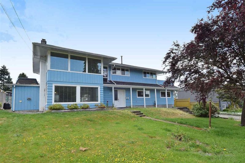 FEATURED LISTING: 419 GLENHOLME Street Coquitlam