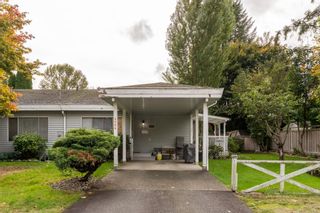 Photo 4: 3566 - 3568 HANDLEY Crescent in Port Coquitlam: Lincoln Park PQ Duplex for sale : MLS®# R2831037