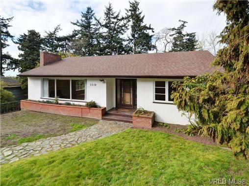 Main Photo: 3510 Richmond Rd in VICTORIA: SE Mt Tolmie House for sale (Saanich East)  : MLS®# 703026