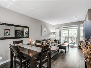 Photo 4: 217 1153 KENSAL Place in Coquitlam: New Horizons Condo for sale in "ROYCROFT" : MLS®# R2010380