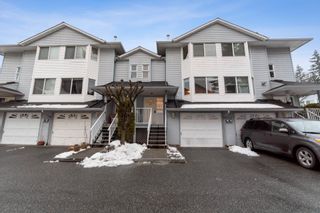 Photo 2: 37 3087 IMMEL Street in Abbotsford: Central Abbotsford Townhouse for sale in "Clayburn Estates" : MLS®# R2741913