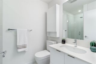 Photo 13: 307 733 W 3RD Street in North Vancouver: Harbourside Condo for sale in "THE SHORE" : MLS®# R2430093