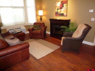 Photo 7: 203 9060 BIRCH Street in Chilliwack: Chilliwack W Young-Well Condo for sale in "THE ASPEN GROVE" : MLS®# H1002748