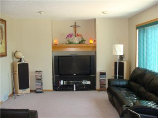 Photo 5: 152 APPLEMONT Close SE in CALGARY: Applewood Residential Detached Single Family for sale (Calgary)  : MLS®# C3453310