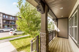 Photo 2: 25 Clydesdale Place: Cochrane Row/Townhouse for sale : MLS®# A2140793
