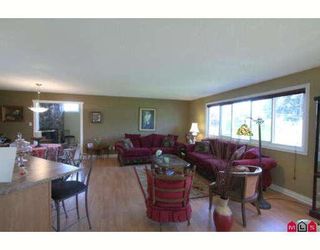 Photo 2: 10314 GRANT Street in Chilliwack: Fairfield Island House for sale : MLS®# H2804115