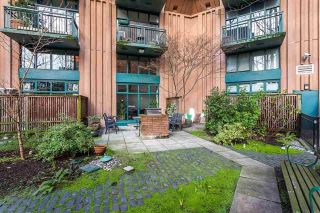 Photo 16: 209 22 E CORDOVA Street in Vancouver: Downtown VE Condo for sale (Vancouver East)  : MLS®# R2106968