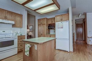 Photo 13: 106 Sierra Morena Green SW in Calgary: Signal Hill Semi Detached for sale : MLS®# A1106708