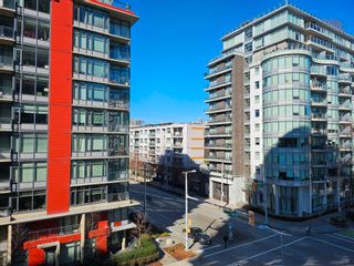 Photo 15: 505 1708 ONTARIO Street in Vancouver: Mount Pleasant VE Condo for sale in "PINNACLE ON THE PARK" (Vancouver East)  : MLS®# R2860251