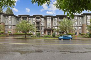 Main Photo: 201 33338 MAYFAIR Avenue in Abbotsford: Central Abbotsford Condo for sale in "The Sterling" : MLS®# R2887234