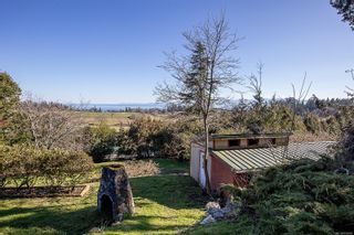 Photo 6: 662 Lombard Dr in Metchosin: Me Rocky Point House for sale : MLS®# 896409
