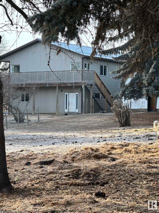 Photo 1: 2121 TWP RD 525 B: Rural Parkland County House for sale : MLS®# E4378935