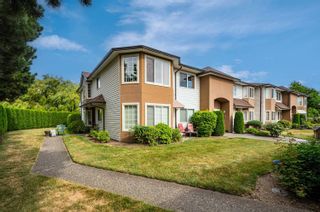 Photo 1: 32 46350 CESSNA Drive in Chilliwack: Chilliwack Proper South Townhouse for sale in "Hamley Estates" : MLS®# R2879842