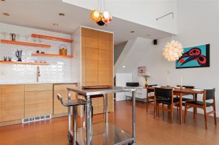Photo 10: 1045 SCANTLINGS in Vancouver: False Creek Townhouse for sale in "MARINE MEWS" (Vancouver West)  : MLS®# R2827760