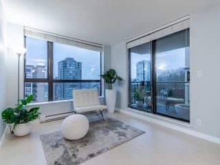 Main Photo: 901 813 AGNES Street in New Westminster: Downtown NW Condo for sale in "THE NEWS" : MLS®# R2851951