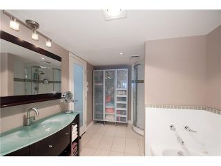 Photo 16: 302 1860 W 6TH Avenue in Vancouver: Kitsilano Condo for sale in "HERITAGE ON CYPRESS" (Vancouver West)  : MLS®# V1088534