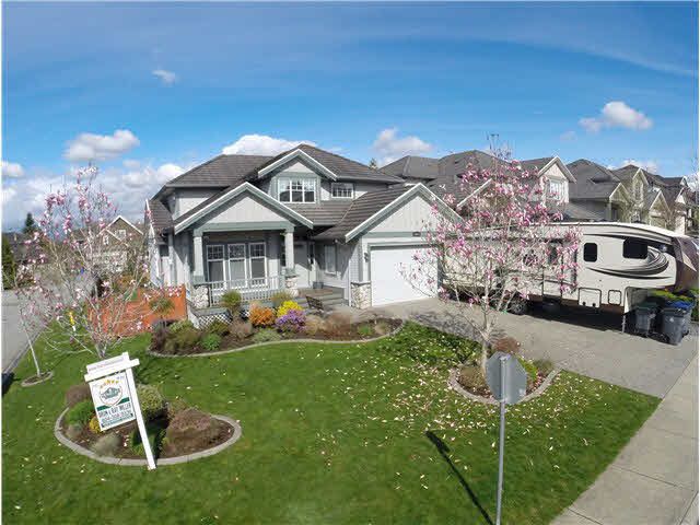 Main Photo: 18261 CLAYTONWOOD CRESCENT in : Cloverdale BC House for sale : MLS®# F1435926