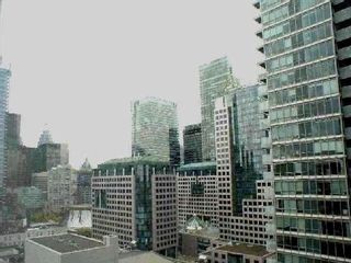 Photo 2: 3909 295 Adelaide Street W in Toronto: Waterfront Communities C1 Condo for lease (Toronto C01)  : MLS®# C3619613