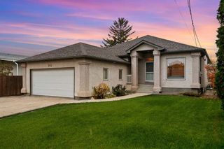 Photo 2: 741 Bonner Avenue in Winnipeg: North Kildonan Residential for sale (3H)  : MLS®# 202330703