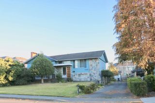 Photo 1: 7720 SUNNYDENE Road in Richmond: Broadmoor House for sale in "Broadmore/Sunnymede" : MLS®# R2725811