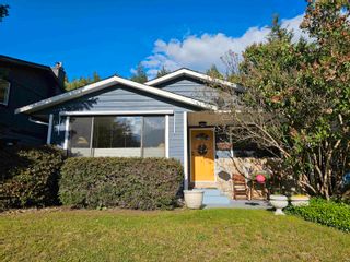 Main Photo: 40772 PERTH Drive in Squamish: Garibaldi Highlands House for sale : MLS®# R2895252